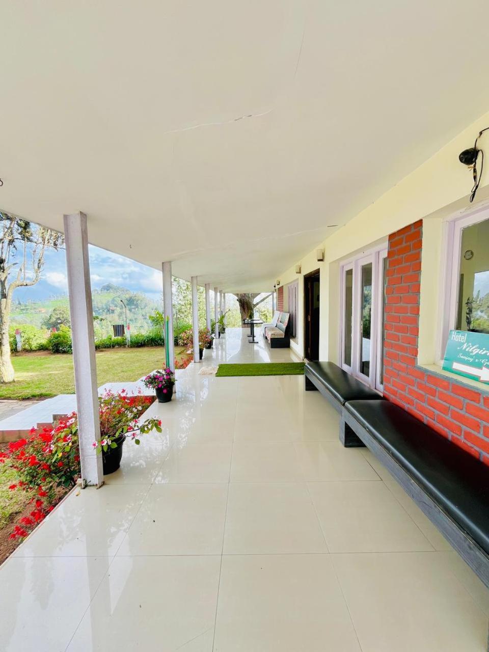 Nilgiris Inn Kotagiri Kültér fotó