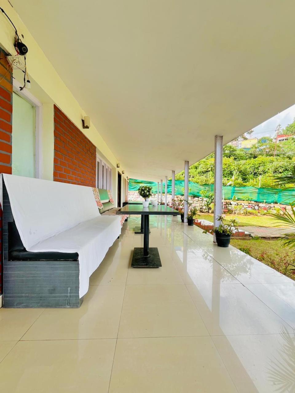 Nilgiris Inn Kotagiri Kültér fotó